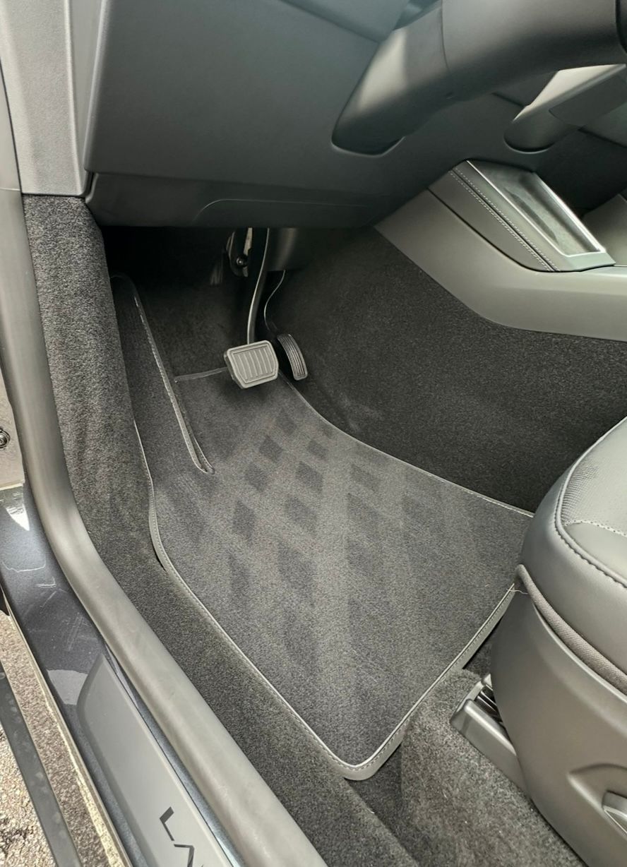 Tesla Model Y Driver’s Floor